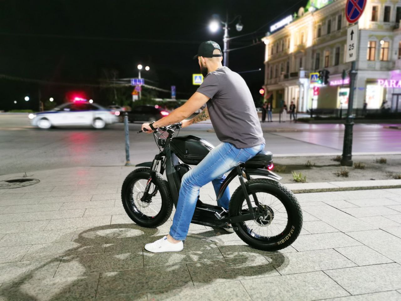 Электрический фэтбайк MARS Bike