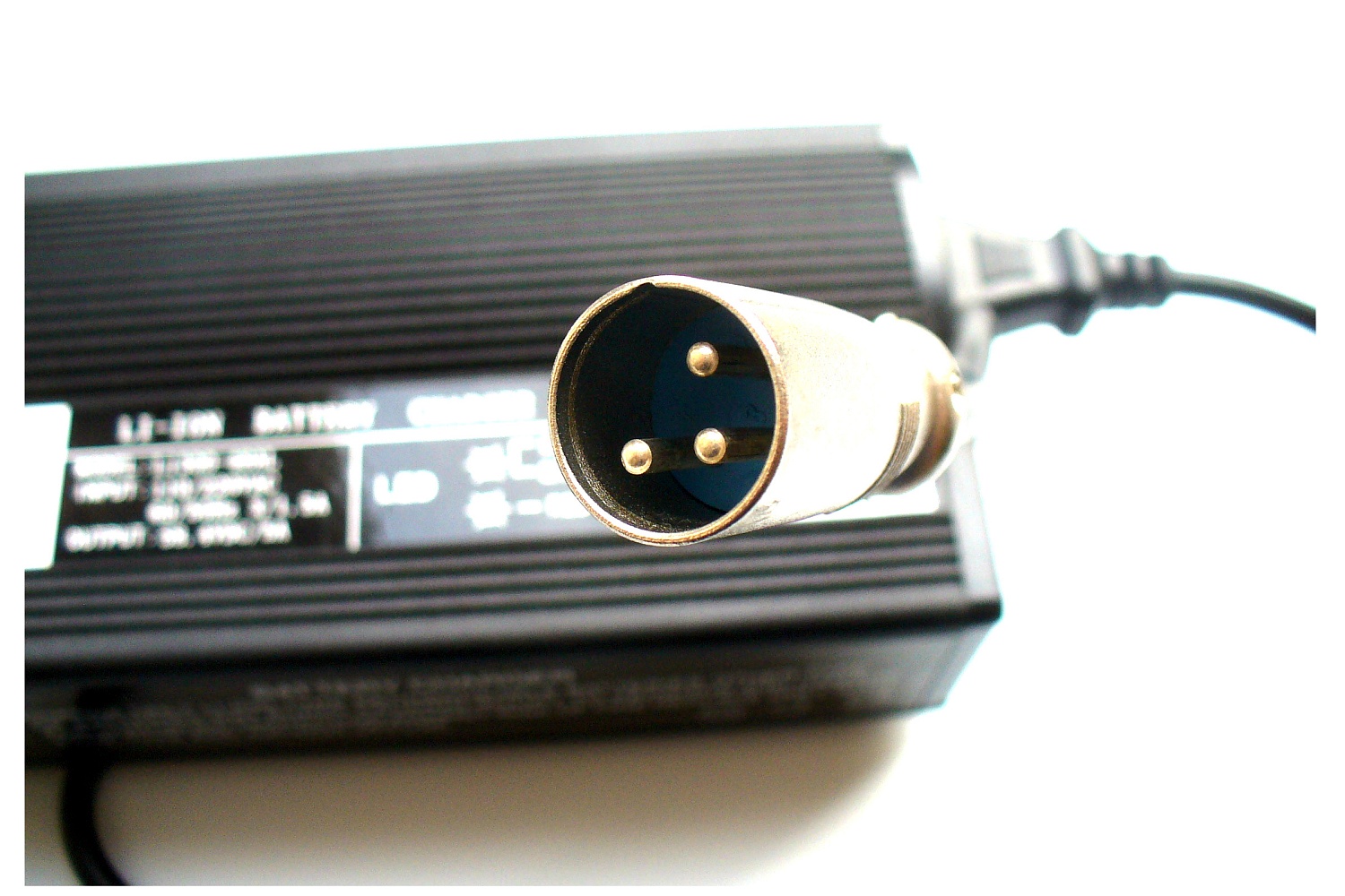 Зарядное устройство на 48В для LiFePO4 на 5А