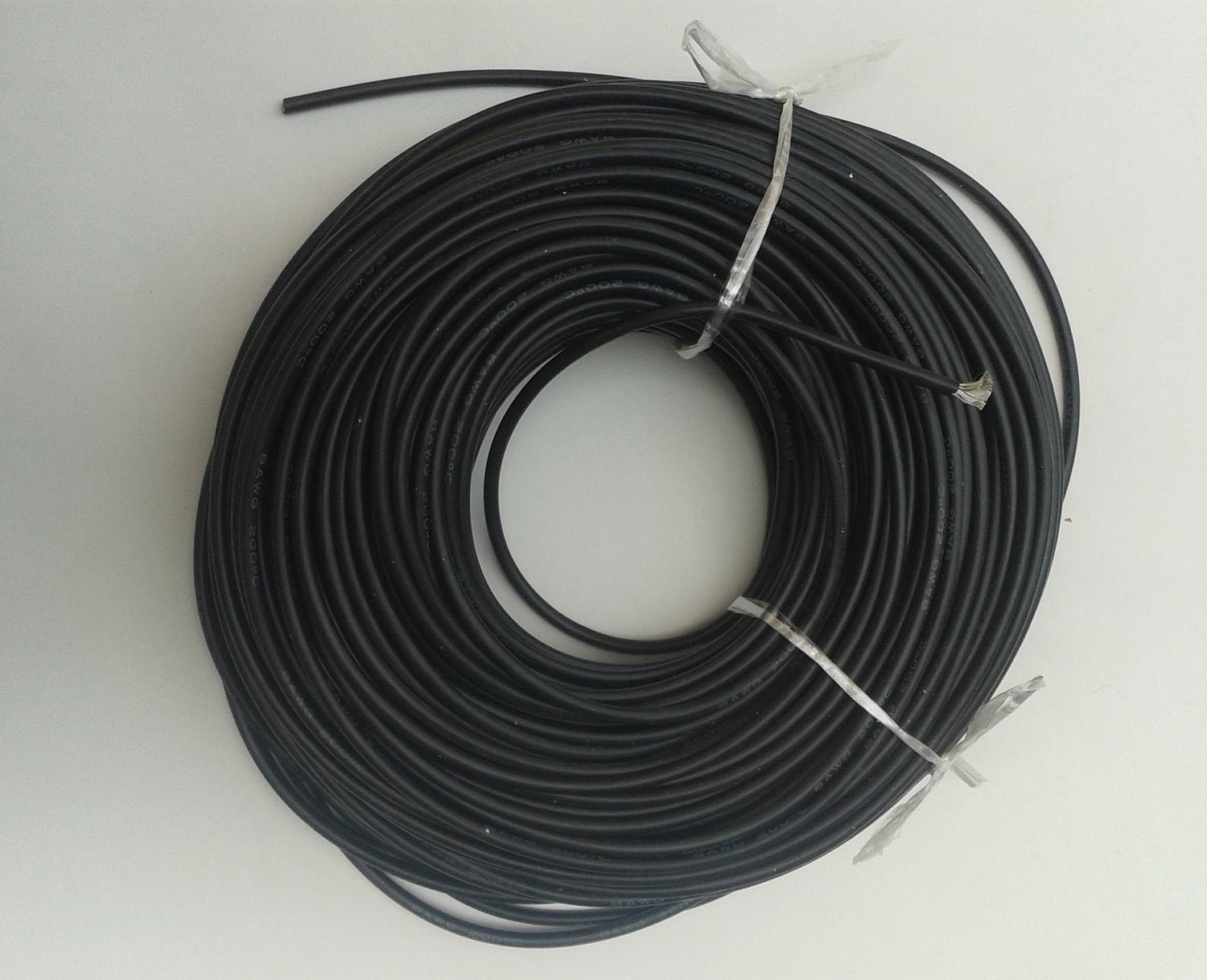 Силовой силиконовый кабель 8 AWG (чёрный)